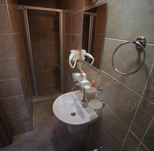 Dedem - Avcilar מלון